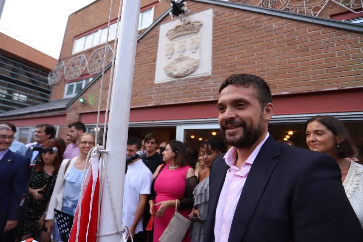 Jesús Santos - «Alcorcón celebra las fiestas de la alegría»